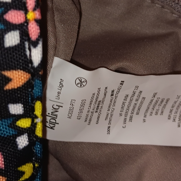 Kipling Live Light Sabian Black Shoulder Crossbody Bag  Nylon Mozzaik Multicolor - Picture 8 of 8